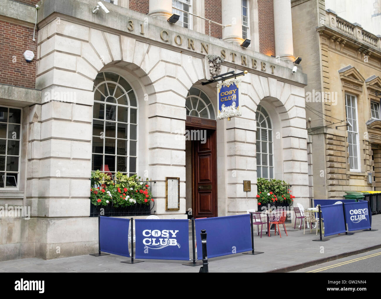 In Bristol Stadt und Hafen England UK Cosy Clubbar auf Mais Straße Stockfoto