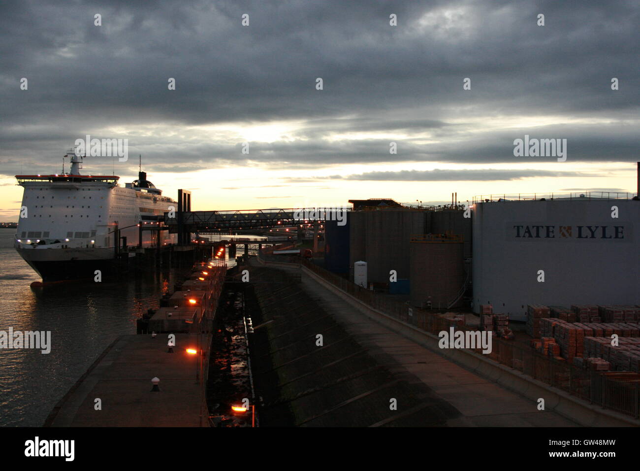 Kingston nach Rumpf an der Humber Mündung anzeigen P & O Fähre nach Rotterdam Stockfoto