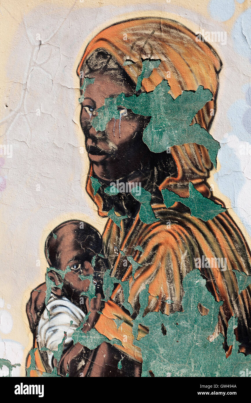 Schwarze Madonna. Farbfoto der künstlerischen Wandmalerei. Malaga; Spanien. Stockfoto