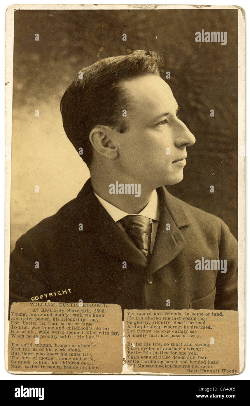 Antike c1890 Kabinett Karte Foto von William Eustis Russell. William Eustis Russell (1857-1896) war ein Rechtsanwalt und Politiker der Demokratischen Partei von Massachusetts. Er diente vier Amtszeiten als Bürgermeister von Cambridge und war der 37. Gouverneur von Massachusetts, von 1891-94.  QUELLE: ORIGINALFOTO. Stockfoto