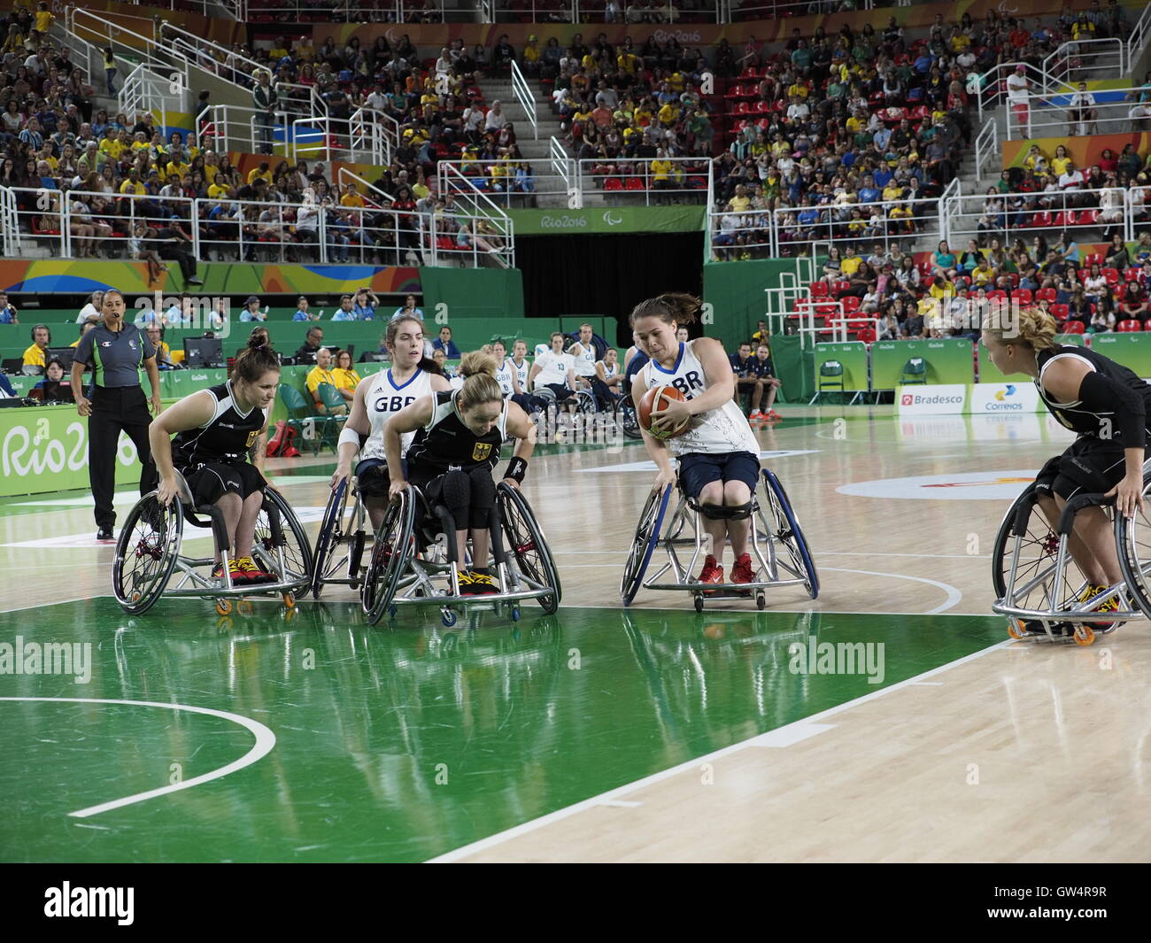Rio 2016 Paralympics, Womans Rollstuhl-Basketball-Pool-Spiel zwischen Deutschland und Großbritannien Stockfoto