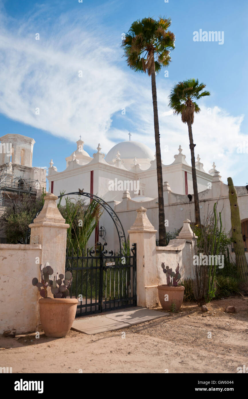 San Xavier del Bac historische spanische katholische Mission etwa 10 Meilen südlich von Downtown Tucson, Arizona Stockfoto