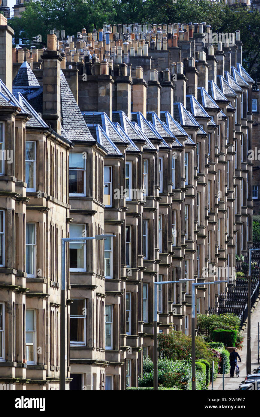 Wohnhaus Wohnungen von grauem Sandstein, Edinburgh, Scotland, UK Stockfoto