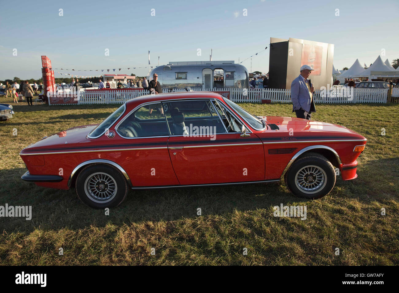 Chichester, UK, UK. 11. September 2016. Oldtimer auf dem Parkplatz für das Goodwood Revival Oldtimer Sportwagen-Rennen. © Mark Avery/ZUMA Draht/Alamy Live-Nachrichten Stockfoto