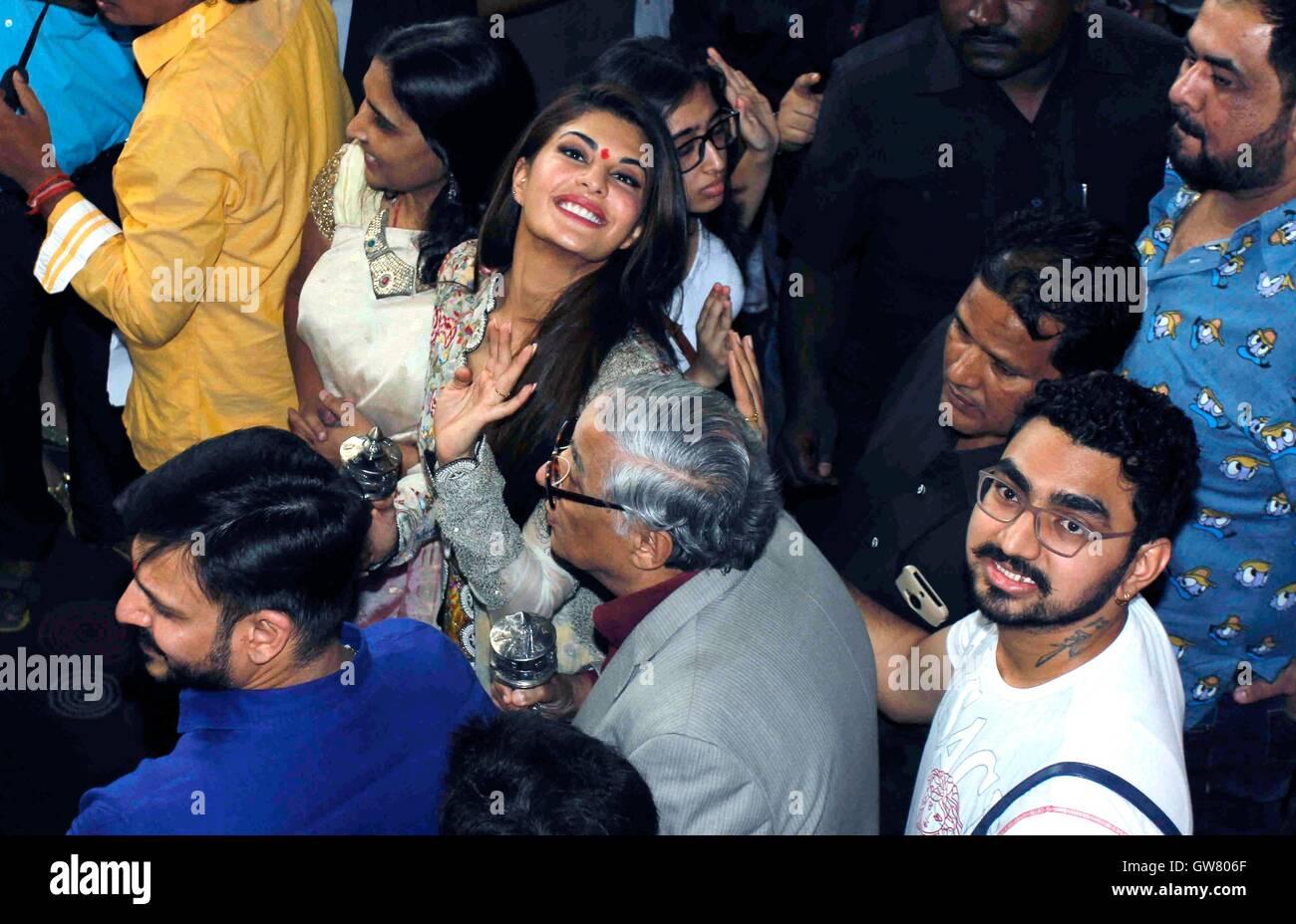 Bollywood-Schauspieler Jacqueline Fernandez A Day to Remember-A Speicher, Cherish Veranstaltung organisierten Karneval Kinos CPAA Mumbai Stockfoto