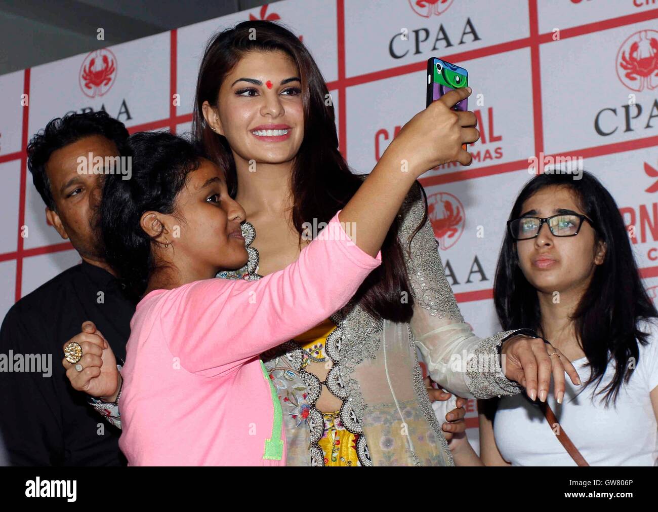 Bollywood-Schauspieler Jacqueline Fernandez A Day to Remember-A Speicher, Cherish Veranstaltung Karneval Kinos CPAA Mumbai Stockfoto