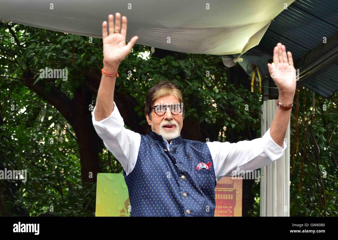 Bollywood-Schauspieler Amitabh Bachchan während der NDTV Dettol Maha Cleanathon-Kampagne bei der JJ Krankenhauskomplex in Mumbai Stockfoto