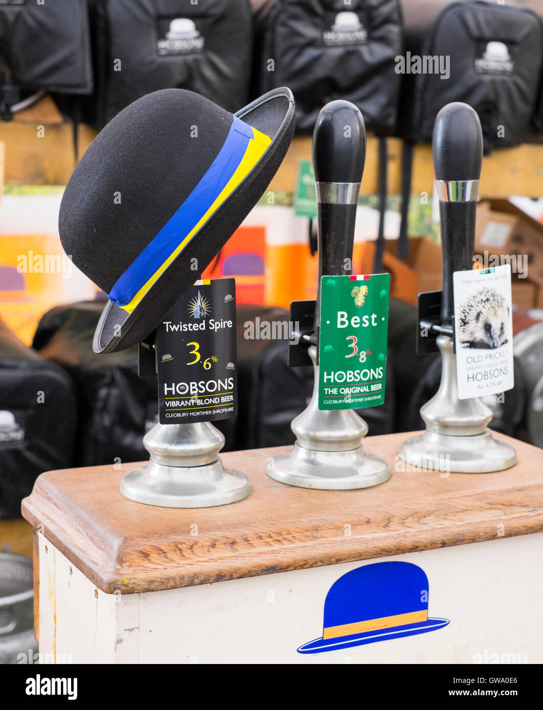 Bier zieht auf der Hobson Brauerei Stand, Ludlow Food Festival, Shropshire, England, UK Stockfoto