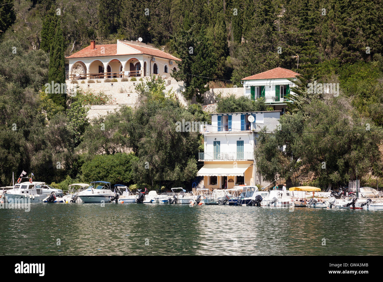 Das Dorf Lakka auf der Insel Paxos, Griechenland. Die kleinsten bewohnten Ionischen Insel. Stockfoto