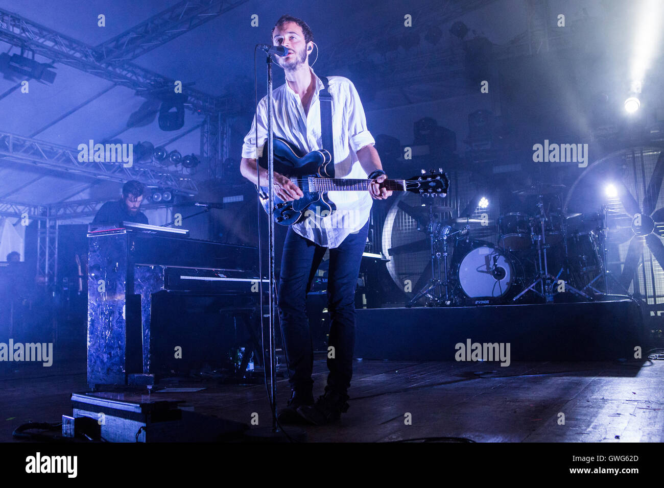 Segrate Mailand Italien. 2. September 2016. Die englische Rockband Editoren führt live auf der Bühne im Circolo Magnolia während un Altro Festival 2016' Stockfoto