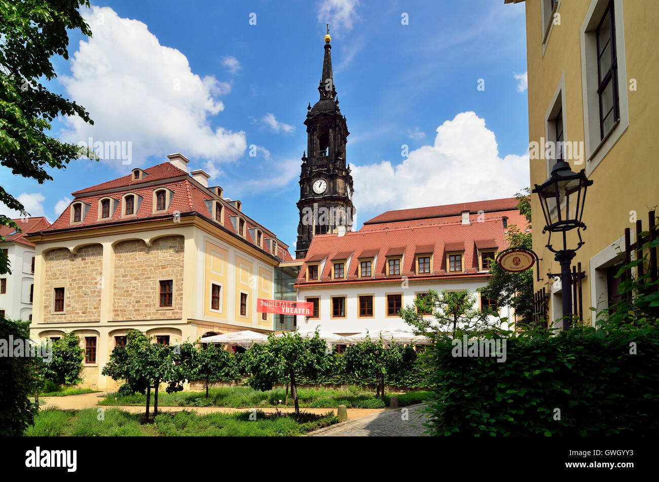 Dresden, Societaetstheater in der Neustadt Und Turm der Dreikoenigskirche Stockfoto