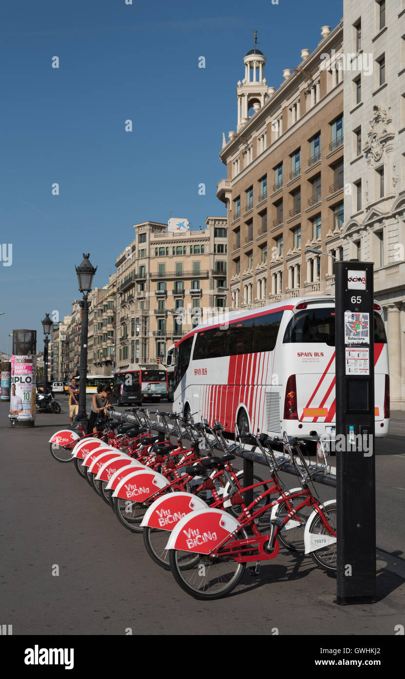 Fahrradverleih in Barcelona Stadt.  Bicing ist ein innovatives Fahrrad Vermietung Schema für die Anwohner zu reduzieren auf Verschmutzung. Stockfoto