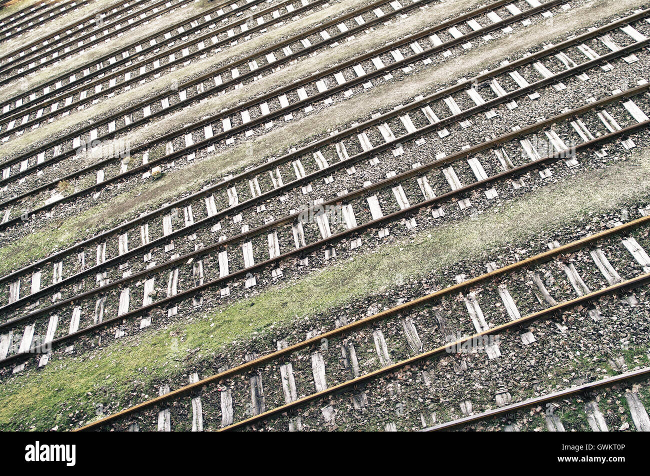 Schienen, Licht, Vision, links, Entfernung, Kreuz, horizontal, iron, Konzept, Zeile, Spalte, hell, Schatten, Nacht, Änderung, Rasen Stockfoto