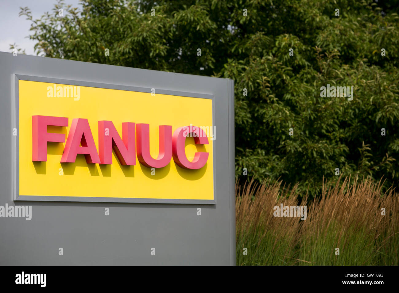 Ein Logo Zeichen außerhalb einer Einrichtung von Fanuc America Corporation in Rochester Hills, Michigan, USA am 17. Juli 2016 besetzt. Stockfoto