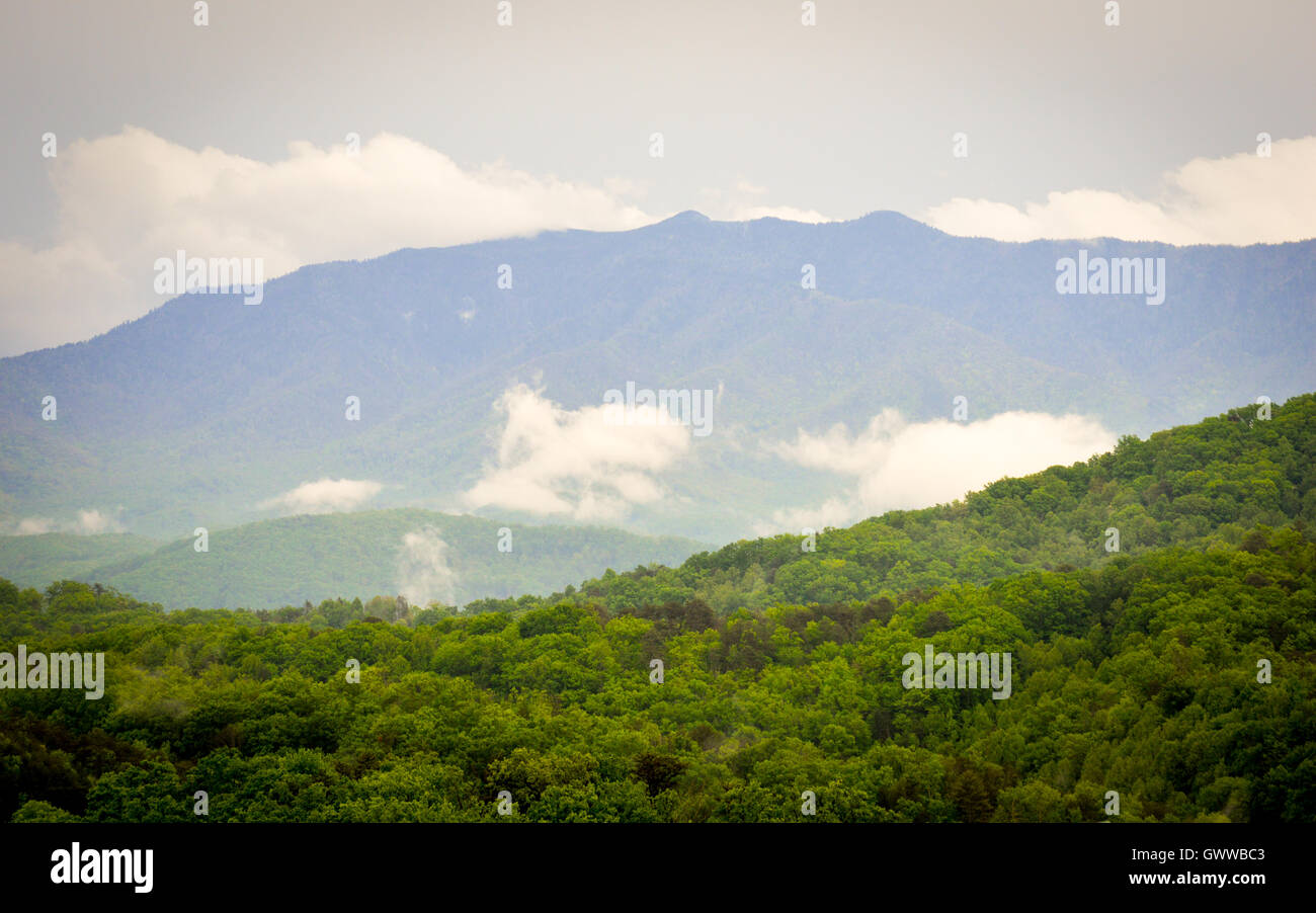 Smoky clouds Fotos und Bildmaterial in hoher Auflösung Alamy