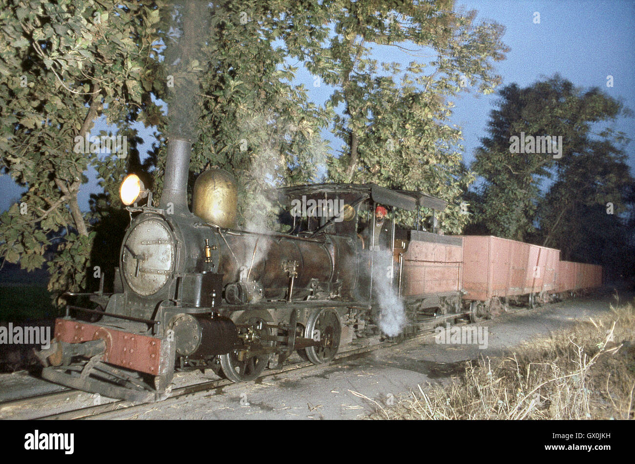 Dieses Bild von Suraya Sugar Mill Tweed war Alos im Januar 1977 aufgenommen. Tweed ist ein 0-4-0 tender Motor. Stockfoto