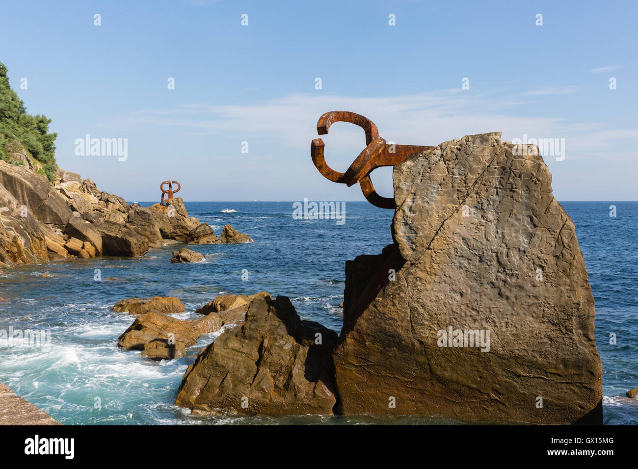 Eduardo Chillida Bildhauer und Architekten Luis Peña Ganchegui Peine del Viento (Wind Kamm) Stockfoto