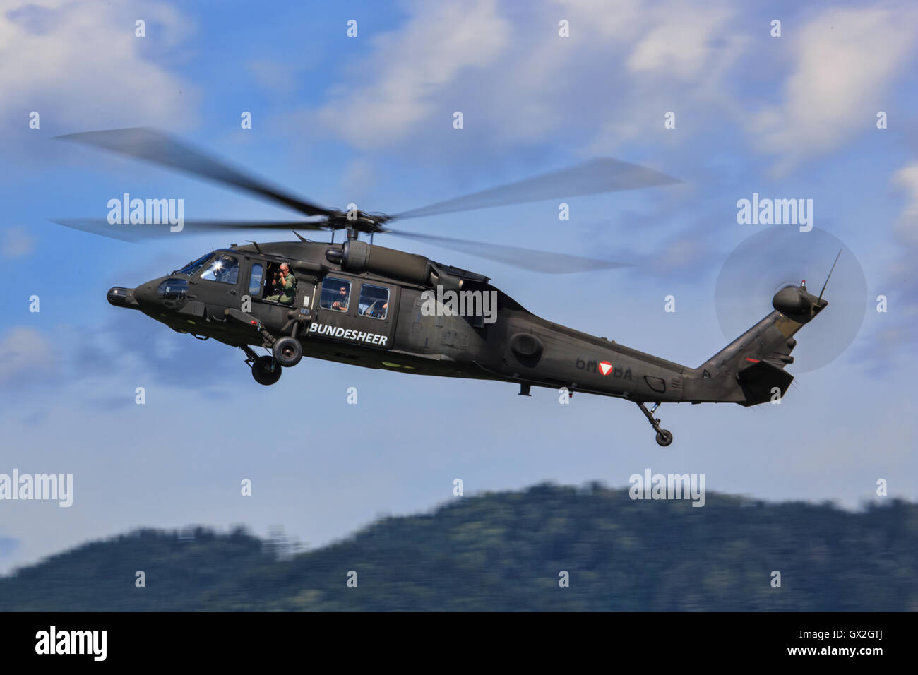 Hubschrauber UH-60 Black Hawk bei Airpower in Zeltweg, Österreich Stockfoto