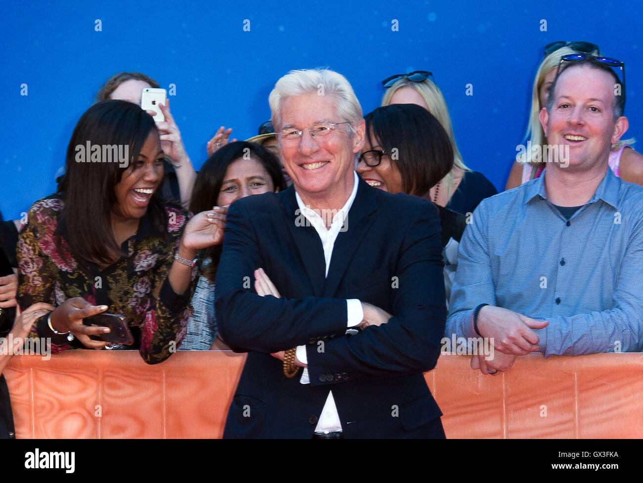 Toronto, Ontario, Kanada. 12. Sep, 2016. 12. September 2016 - Toronto, Ontario Kanada - Richard Gere. '' Norman: moderat steigen und tragischen Fall von A New York Fixiermittel '' Premiere während der 2016 Toronto International Film Festival im Ryerson Theatre statt. Bildnachweis: Brent Perniac/AdMedia © Brent Perniac/AdMedia/ZUMA Draht/Alamy Live-Nachrichten Stockfoto