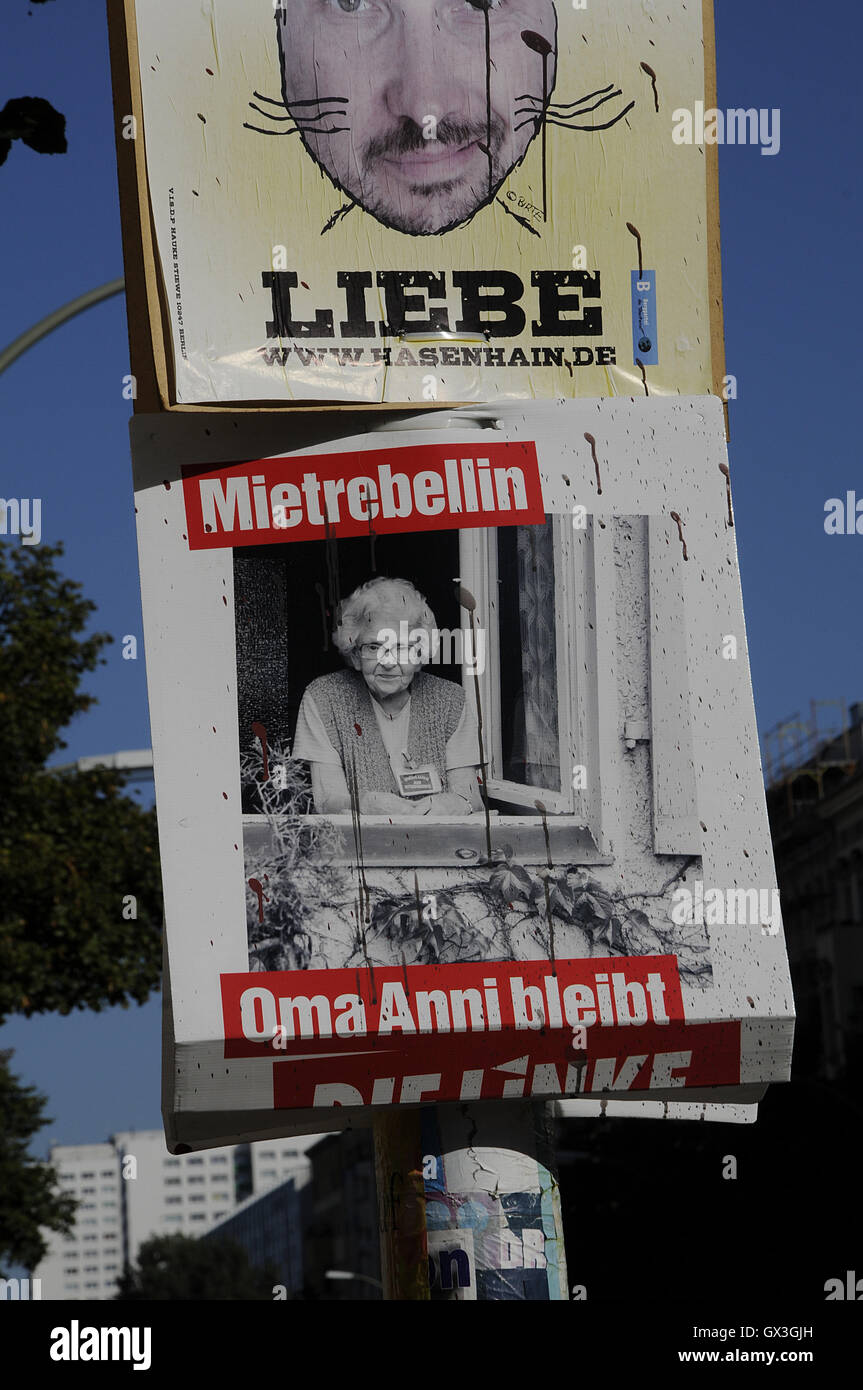 15 September 2016-Plakate-Poster und Banner mit Deutschland Politiker für Berlin Stadtwahl in Commming Tagen in Berlin/Deutschland / Foto. Francis Joseph Dean/Deanpictures. Stockfoto