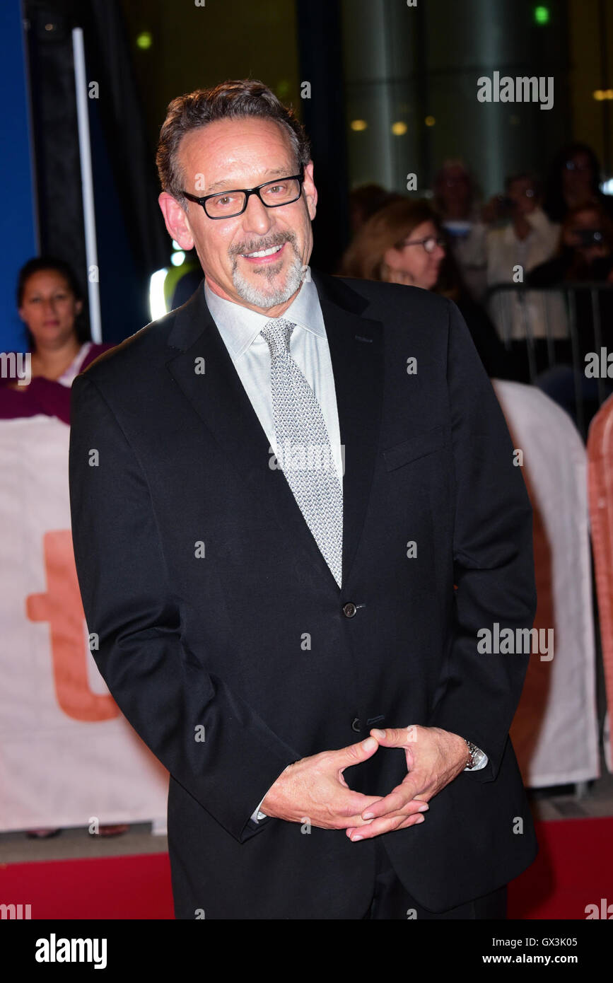 Toronto, Ontario, Kanada. 15. Sep, 2016. Schauspieler ROB STEINBERG besucht die 'LBJ' Premiere während der 2016 Toronto International Film Festival in der Roy Thomson Hall am 15. September 2016 in Toronto, Kanada Kredit: Igor Vidyashev/ZUMA Draht/Alamy Live News Stockfoto