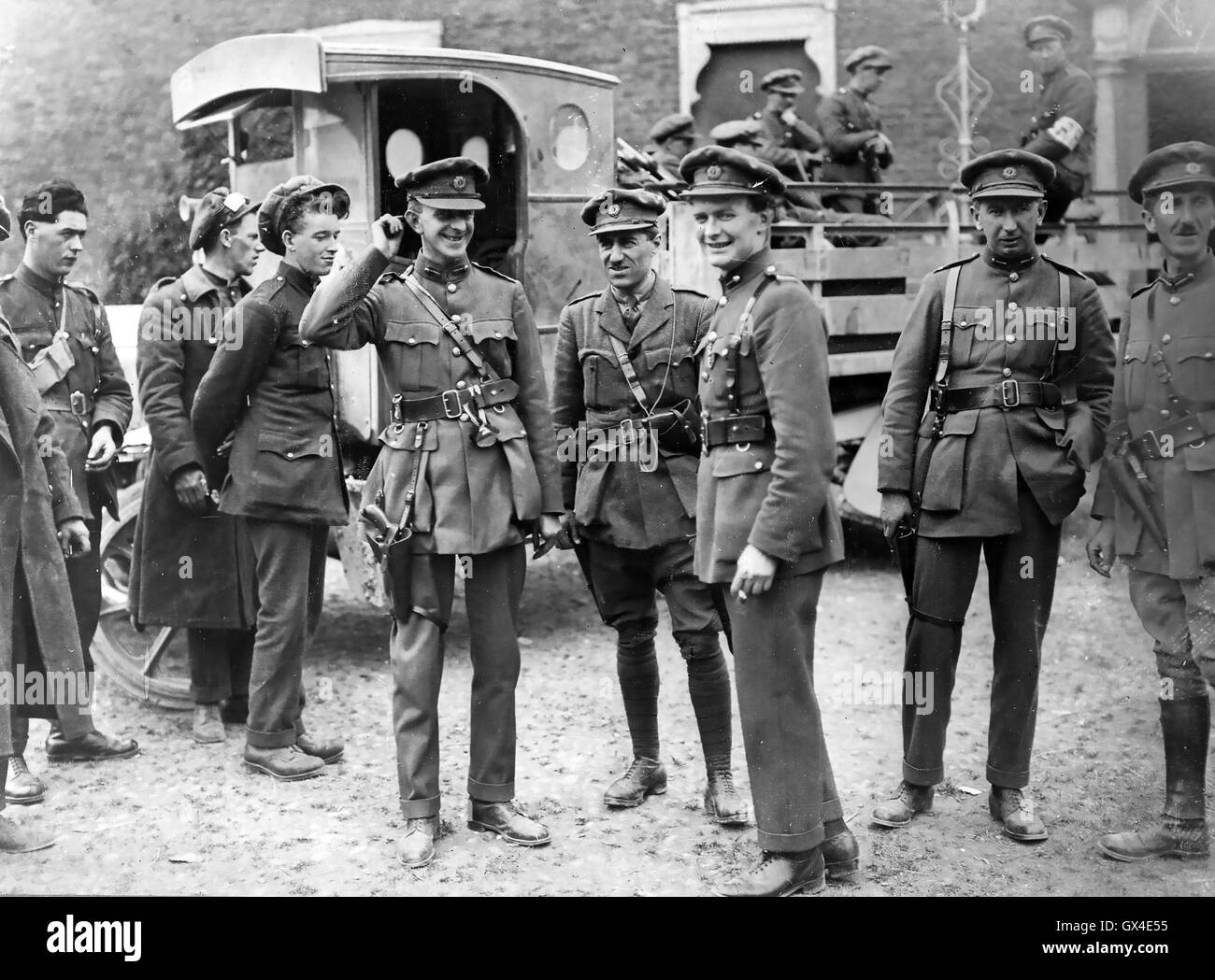 IRISCHER Bürgerkrieg (1922-1923) Gruppe der Nationalarmee Soldaten und Offiziere Stockfoto