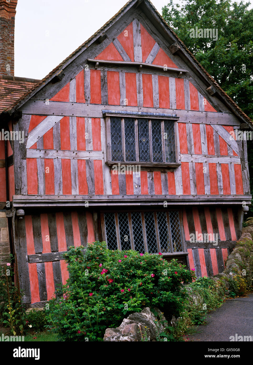 Weobley, Herefordshire, ist auf den schwarz/weiß-Dorf-Spuren: Diese 1695-Haus verfügt über einen authentischeren Blick mit hellen Hölzern & farbige Füllung. Stockfoto