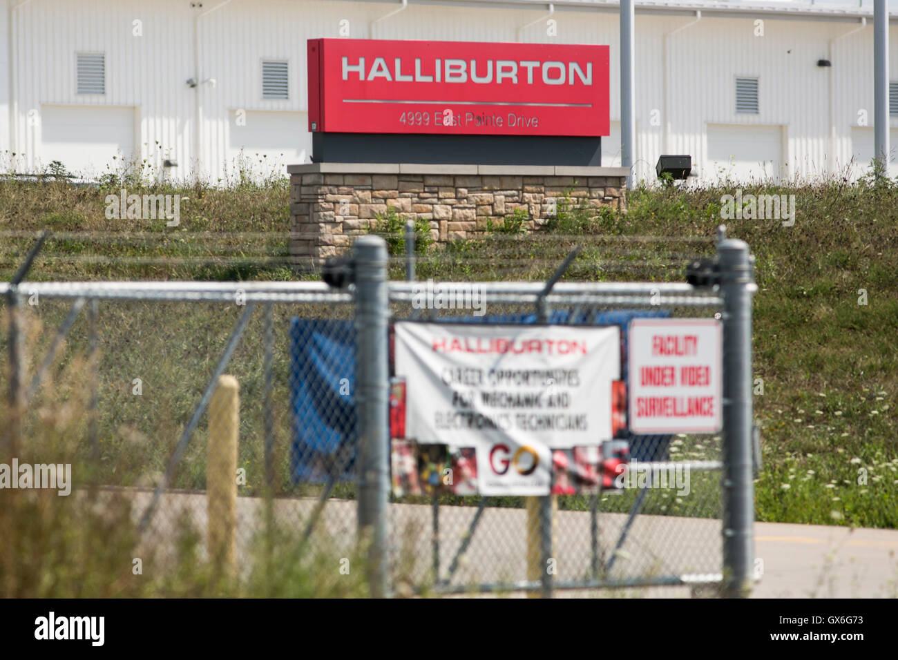 Ein Logo Zeichen außerhalb einer Einrichtung, die von der Firma Halliburton in Zanesville, Ohio am 24. Juli 2016 besetzt. Stockfoto