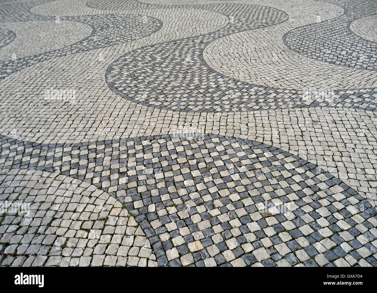 Kunst auf der Straße, Kopfsteinpflaster in Lissabon Stockfoto
