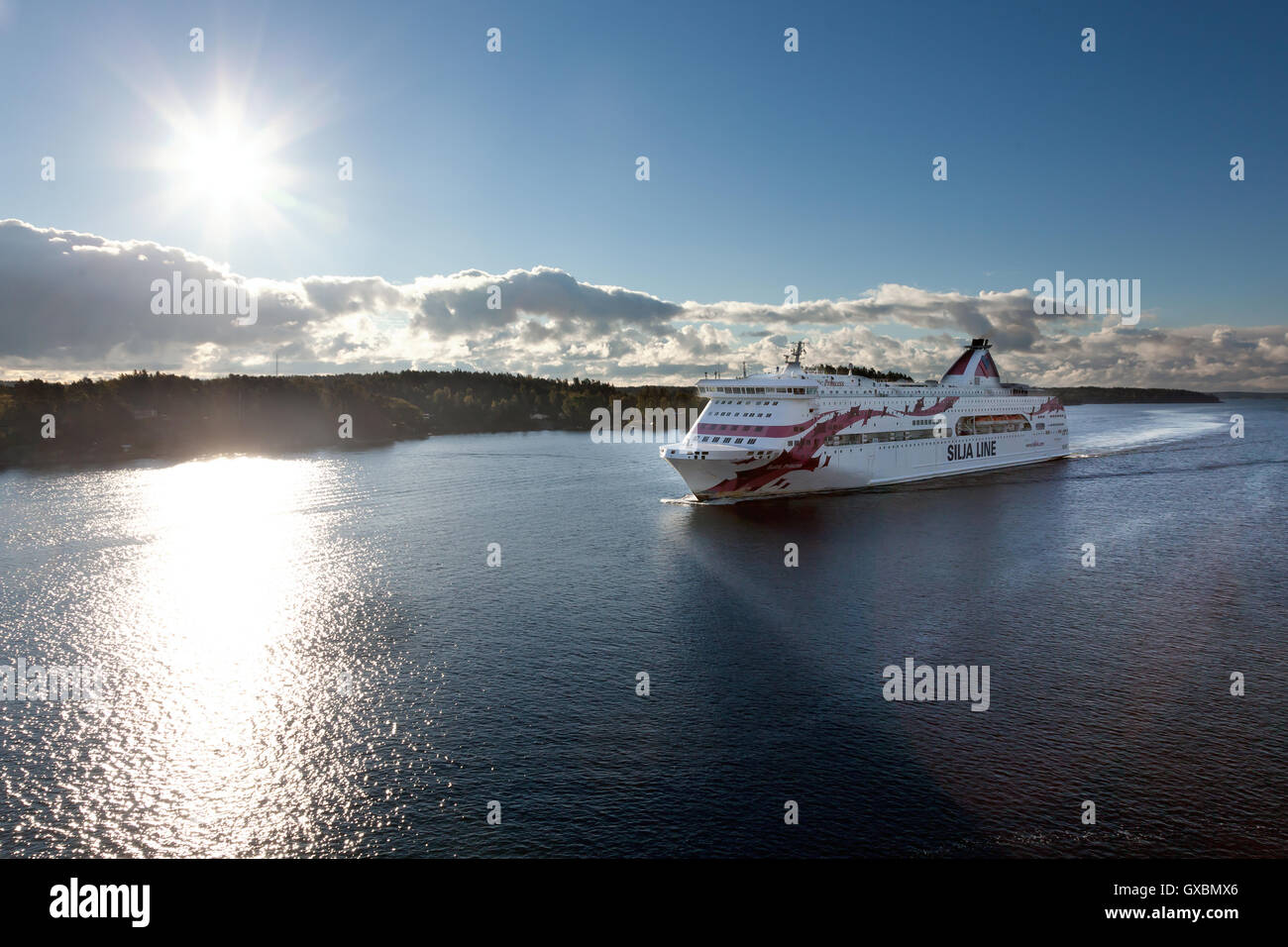 Die Ostsee, Finnland-28. September 2013: die Fähre von der SILJA LINE Gesellschaft gleitet über die baltischen Sea.Ferries der SI Stockfoto