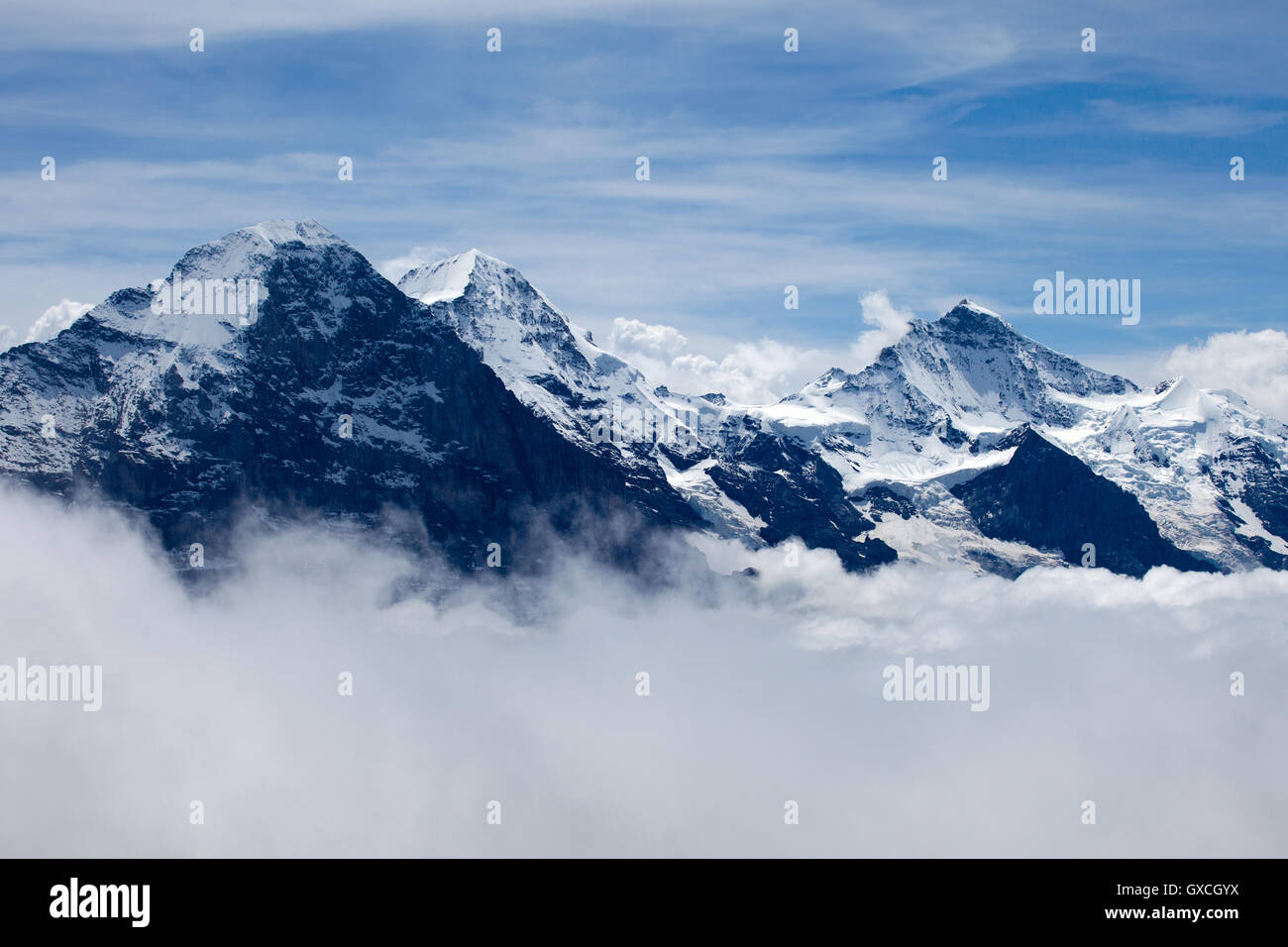 Eiger monch und jungfrau -Fotos und -Bildmaterial in hoher Auflösung ...