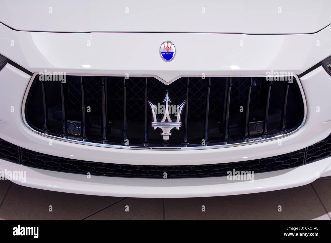 INDIANAPOLIS - ca. Oktober 2015: Maserati Logo nahe II Stockfoto