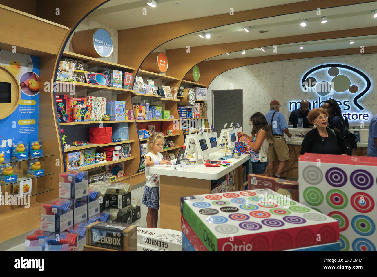 Marmor: der Brain Store, Westfield World Trade Center, Lower Manhattan, NYC, USA Stockfoto