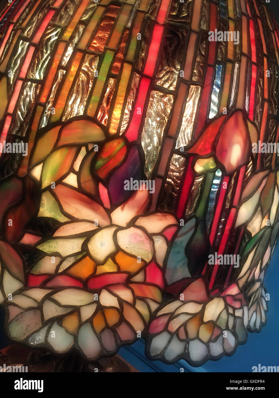 Tiffany Glas Stockfotos und -bilder Kaufen - Alamy
