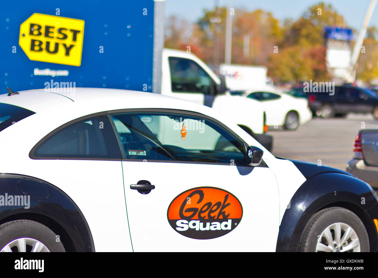 Indianapolis - ca. November 2015: Beste kaufen Geek Squad Car - Geek Squad bietet vor-Ort-Kunden unterstütze ich Stockfoto
