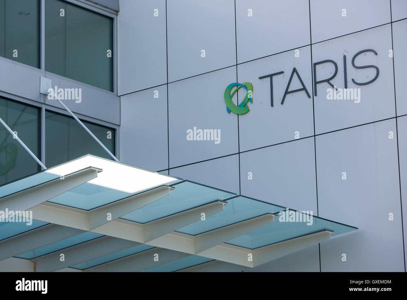 Ein Logo Zeichen außerhalb der Hauptsitz der biomedizinischen TARIS in Lexington, Massachusetts am 13. August 2016. Stockfoto