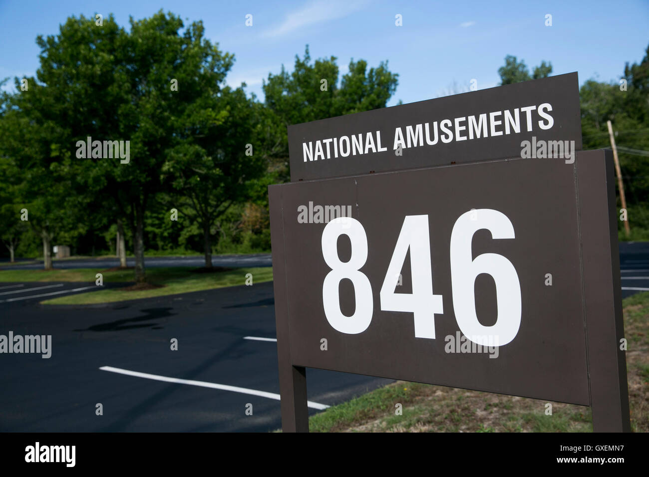 Ein Logo Zeichen außerhalb der Hauptsitz der National Amusements, Inc., in Norwood, Massachusetts am 14. August 2016. Stockfoto