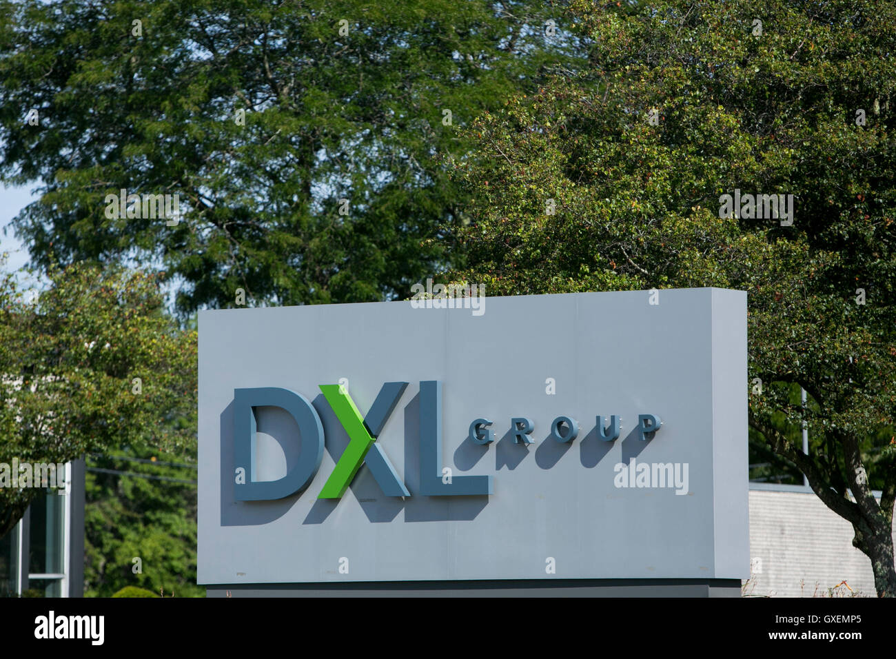 Ein Logo Zeichen außerhalb der Hauptsitz der Destination XL Group, Inc., in Canton, Massachusetts am 14. August 2016. Stockfoto