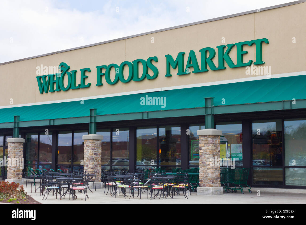 Indianapolis - ca. April 2016: Whole Foods Market, Amerikas gesündeste Lebensmittelgeschäft ich Stockfoto