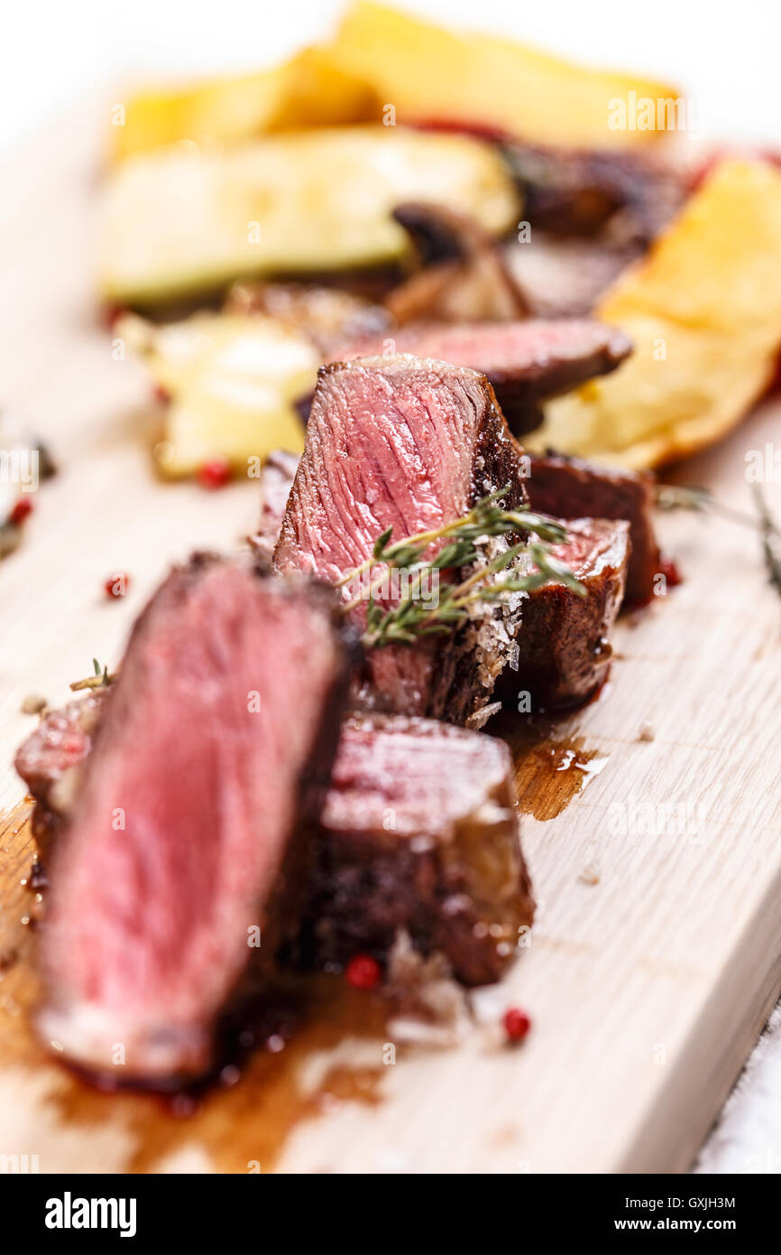 Nahaufnahme von Medium gebratenes steak Stockfoto