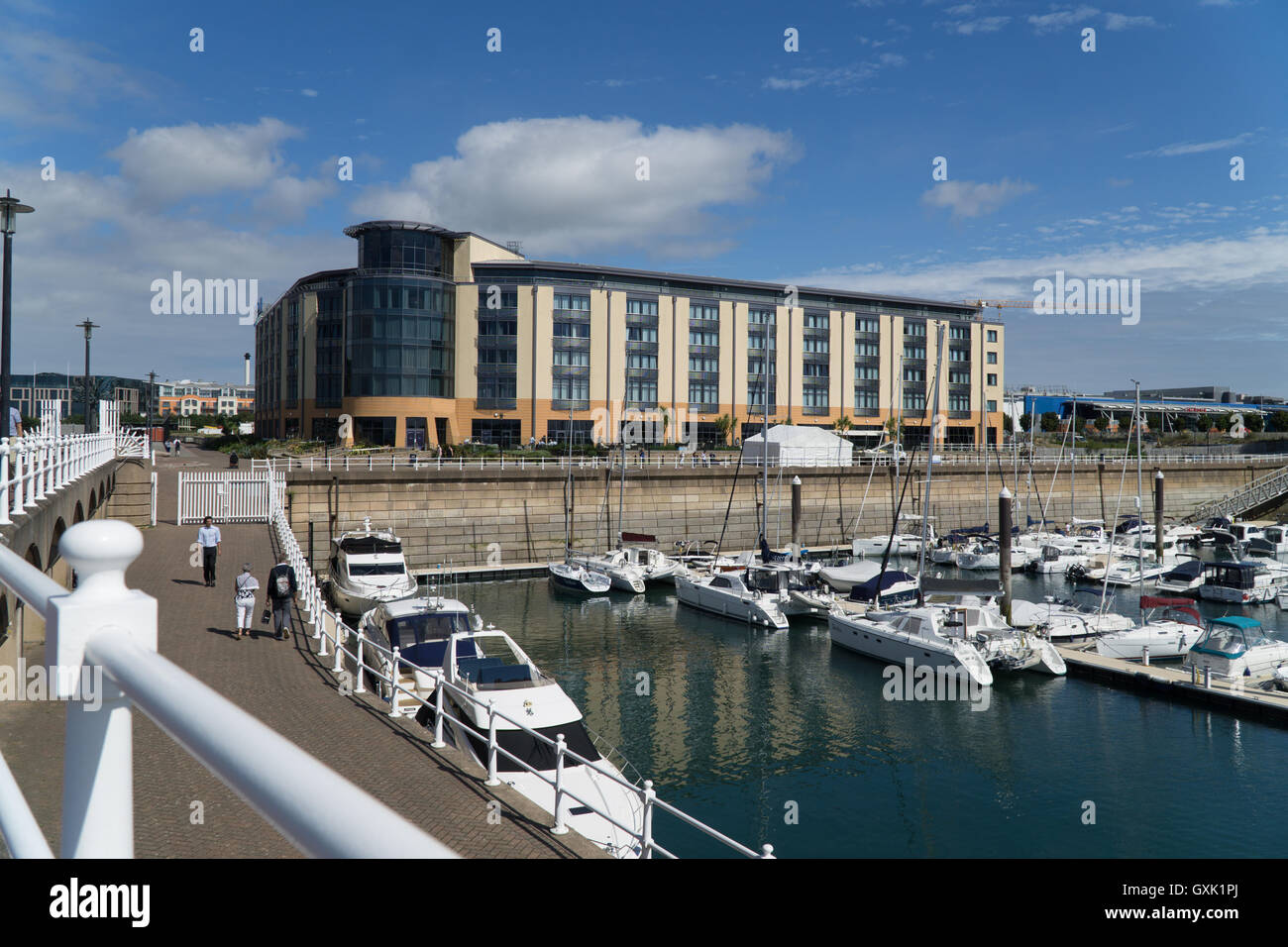 Radisson Blu Hotel befindet sich an der Waterfront, Jersey, Kanalinseln, Stockfoto