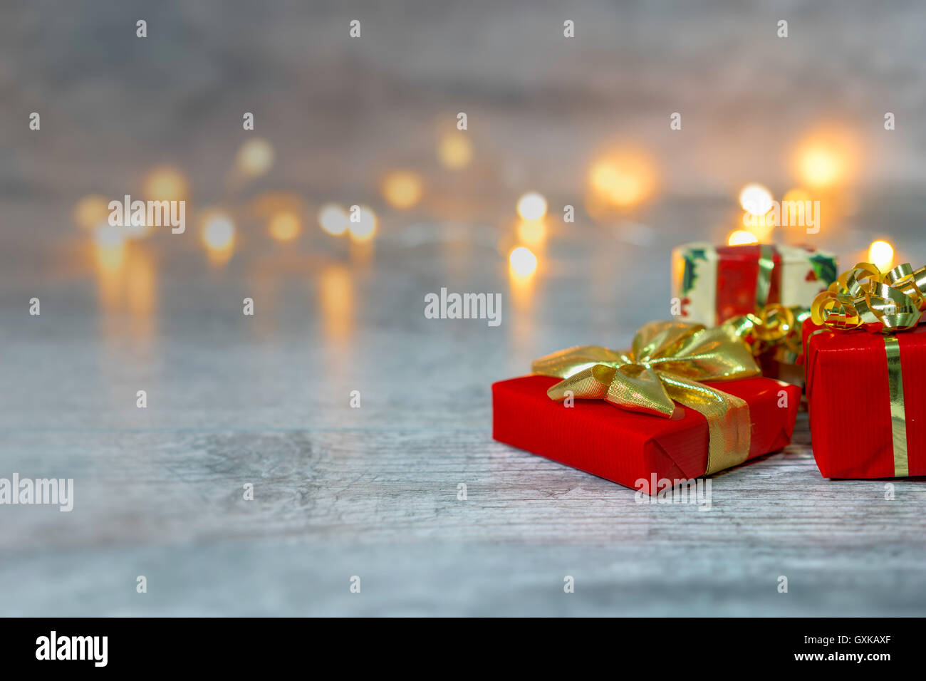 Schön dekoriert Weihnachtsgeschenke Stockfoto
