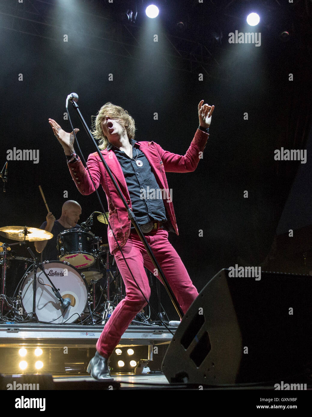 Chicago, Illinois, USA. 16. Sep, 2016. DENNIS LYXZEN von verweigert tritt bei Douglas Park beim Riot Fest in Chicago, Illinois Credit: Daniel DeSlover/ZUMA Draht/Alamy Live News Stockfoto