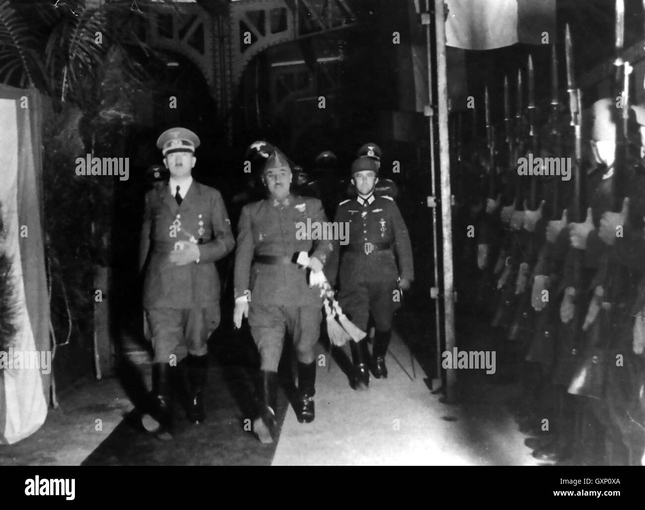 FRANCISCO FRANCO (1892-1975) Caudillo von Spanien (rechts) mit Adolf Hitler im Jahr 1940 Stockfoto