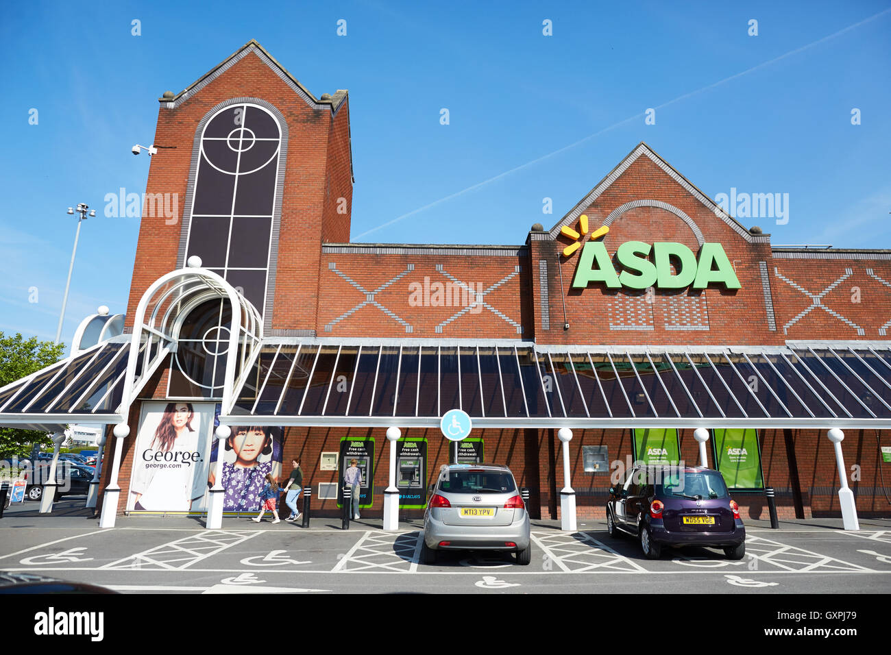 Asda parkplatz Fotos und Bildmaterial in hoher Auflösung Alamy