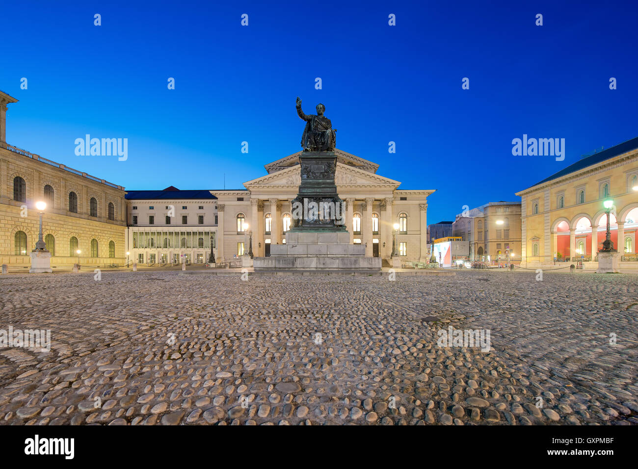 Das Nationaltheater München, am Max-Joseph-Platz-Platz in München, Bayern, Deutschland. Stockfoto