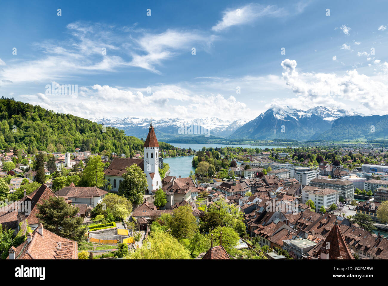 Das historische Stadtzentrum von Thun, im Kanton Bern in der Schweiz. Stockfoto