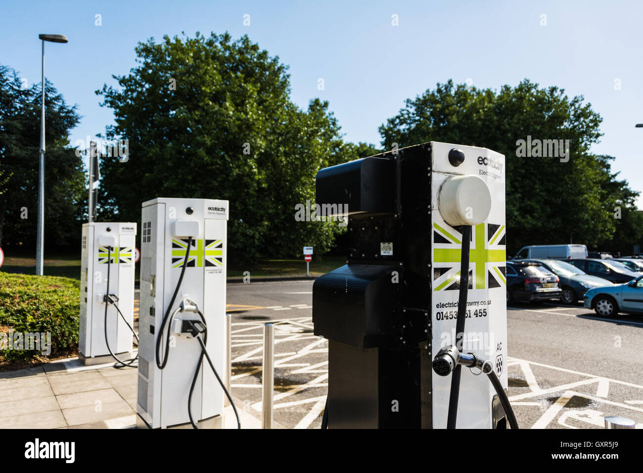 Der Parkplatz am Heston Tankstelle auf der M4 am Stadtrand von London, UK Stockfoto