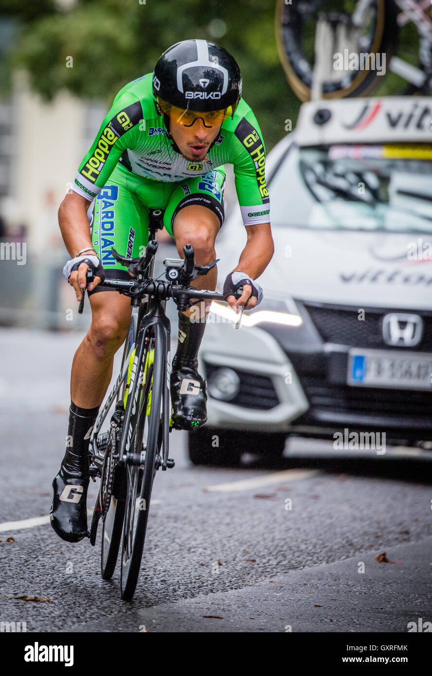 Reiter in der Erprobungsphase eine Zeit der Tour of Britain Radrennen in Bristol UK September 2016 Stockfoto