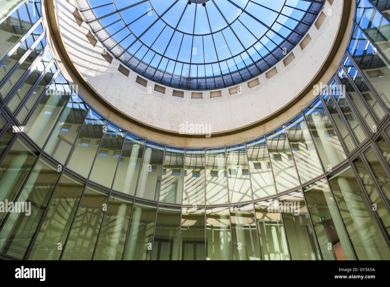 Glas gewölbt Kuppel Decke von der Schirn Kunsthalle Museum of Modern Art, Frankfurt Am Main, Deutschland Stockfoto